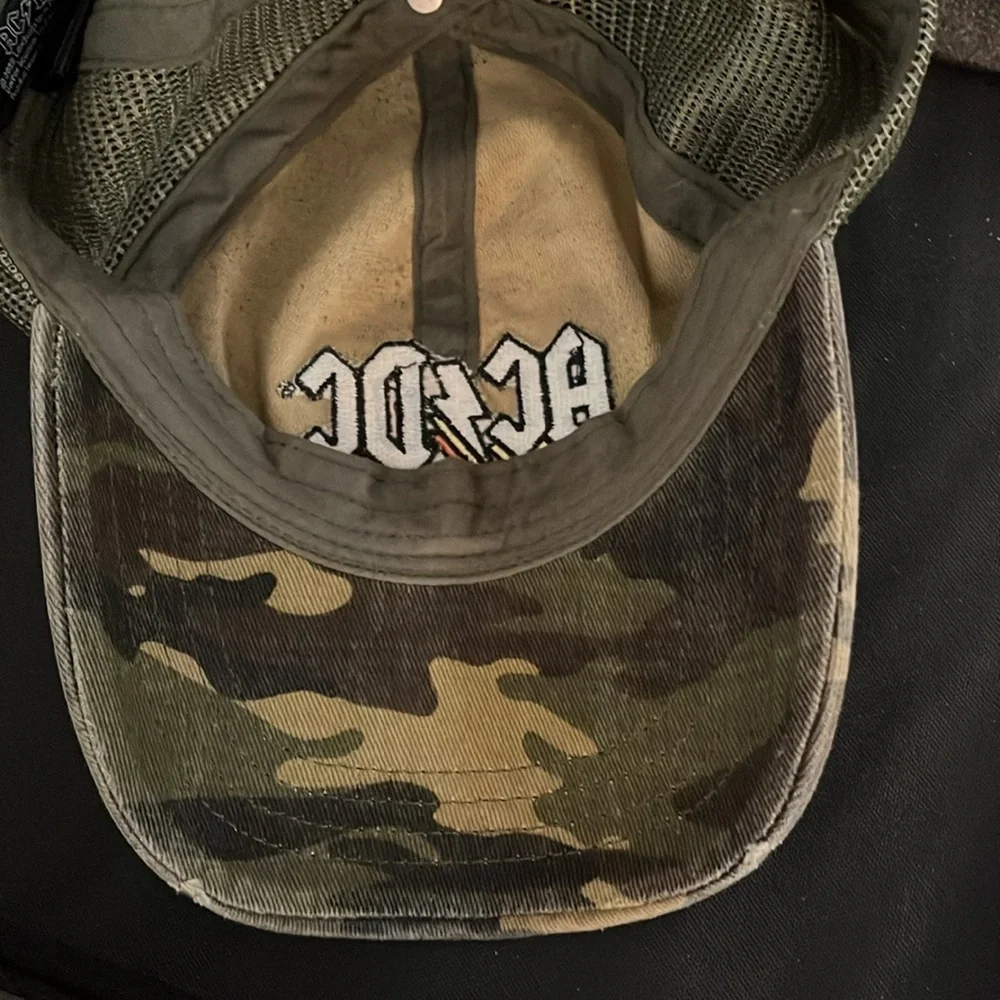 AC/DC Embroidered Camouflage Distressed Net SnapBack - Picture 8 of 9